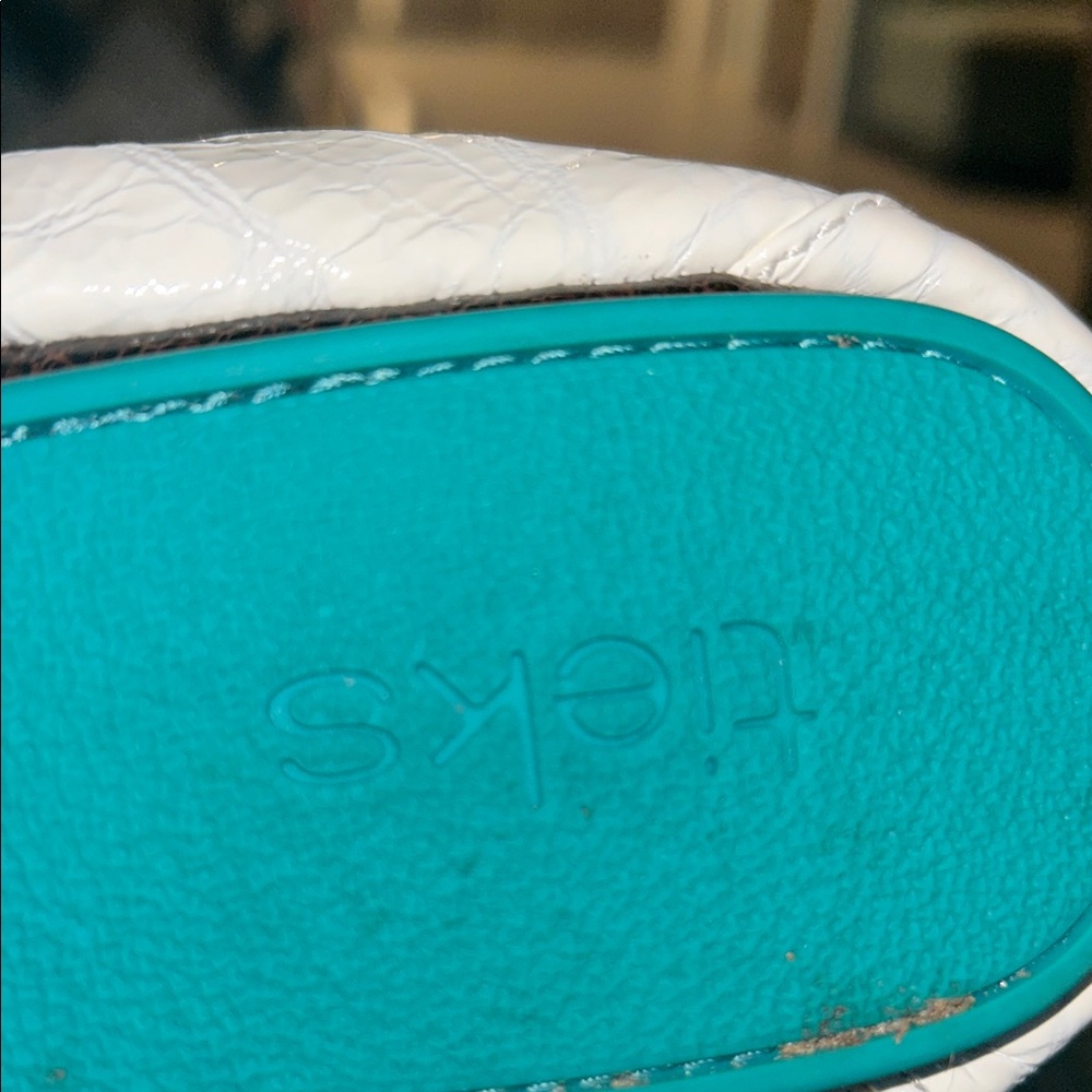 Tieks White Leather Ballet Flats with Teal Accent - Picture 3 of 7